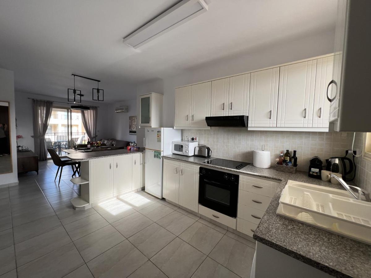 Royal-Seacrest Paphos-Center Vip Lejlighed Eksteriør billede