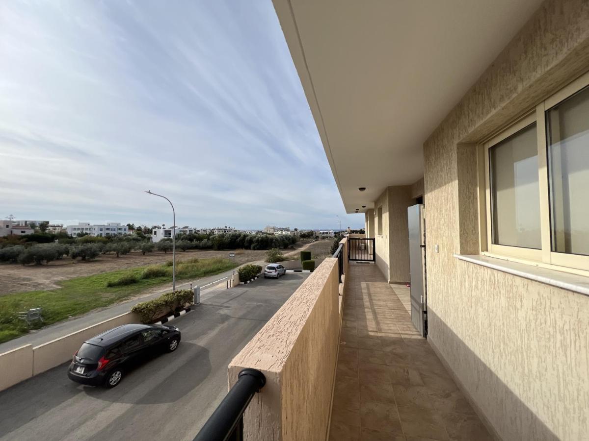 Royal-Seacrest Paphos-Center Vip Lejlighed Eksteriør billede