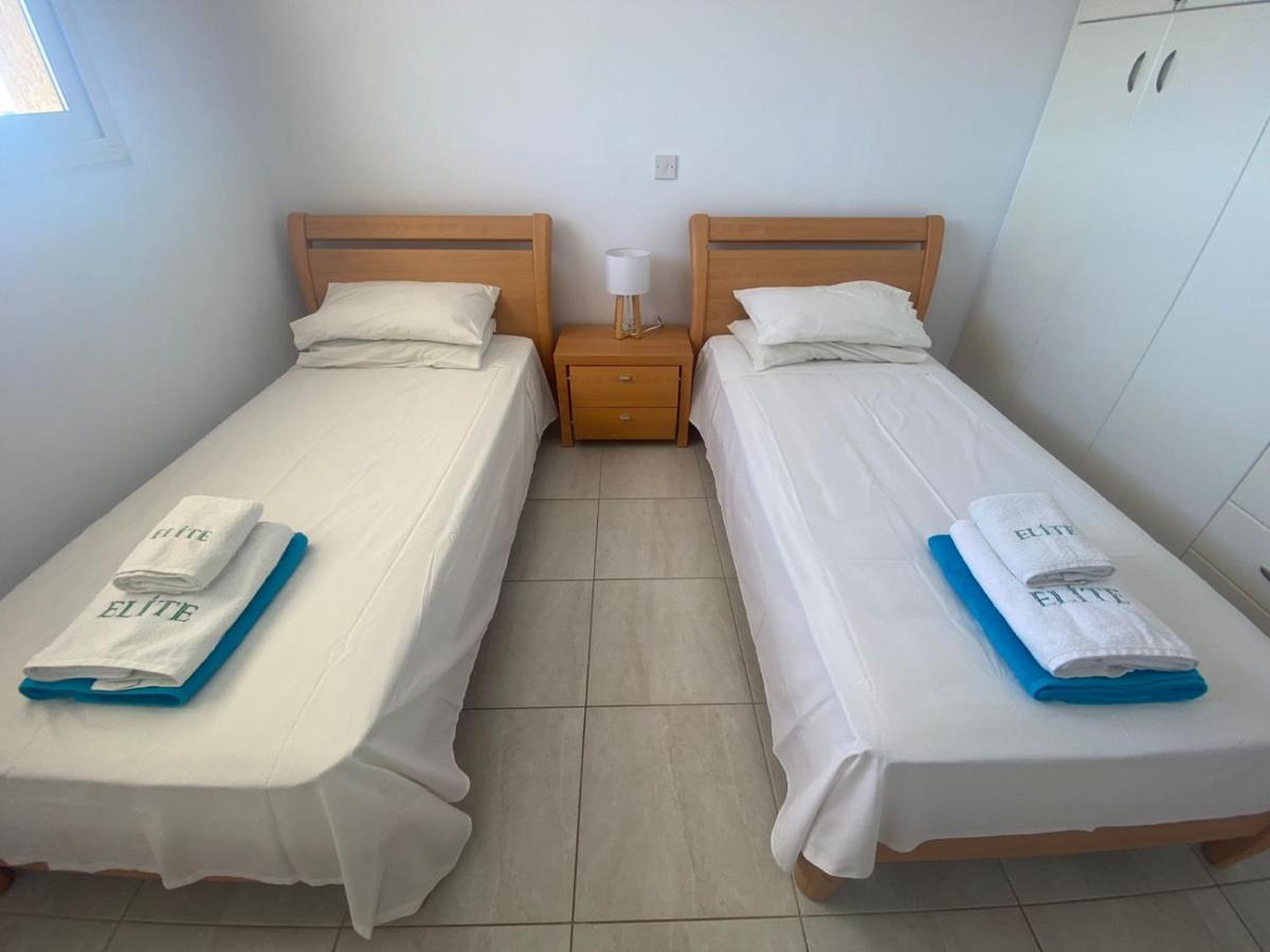 Royal-Seacrest Paphos-Center Vip Lejlighed Eksteriør billede