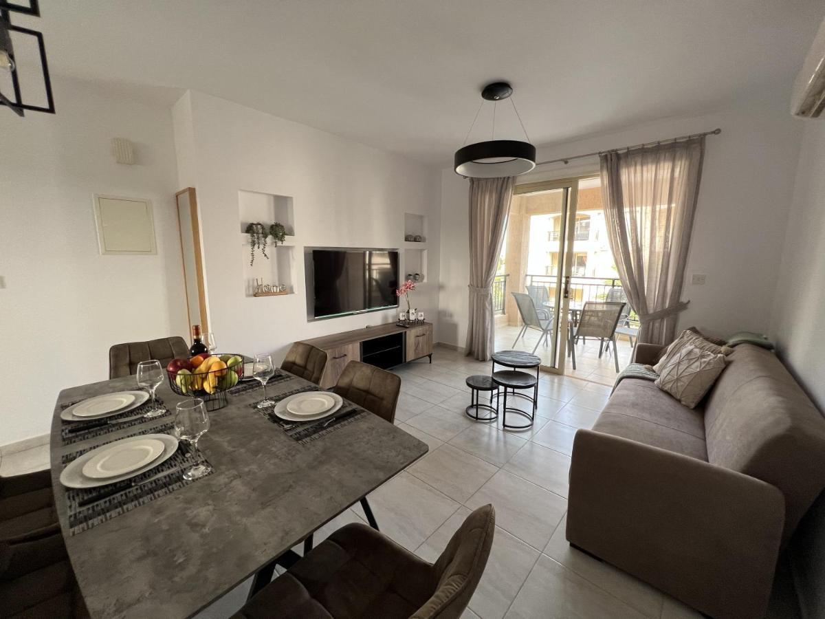 Royal-Seacrest Paphos-Center Vip Lejlighed Eksteriør billede